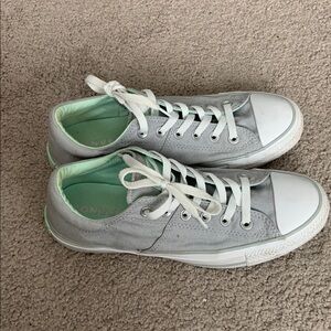 Converse Chuck Taylor All Star Madison OX 558659F Gray Canvas Low Top Sneakers